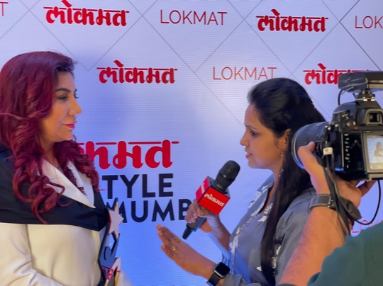 Dr  Naavnedhi K Wwadhwa Is Awarded The Lokmat Lifestyle Icon 2020 As Meditation Guru And Fortune Teller