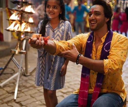Actor Sourabh Raaj Jain and Child Artist Shivanjali Porje will be seen in Shankar Mahadevan’s upcoming Music Video DEVA O DEVA  on this Ganesh Utsav by Sunshine Music