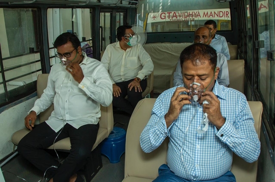 Oxygen On Wheels Launched by The Jain International Trade Organisation ( JITO ) In City