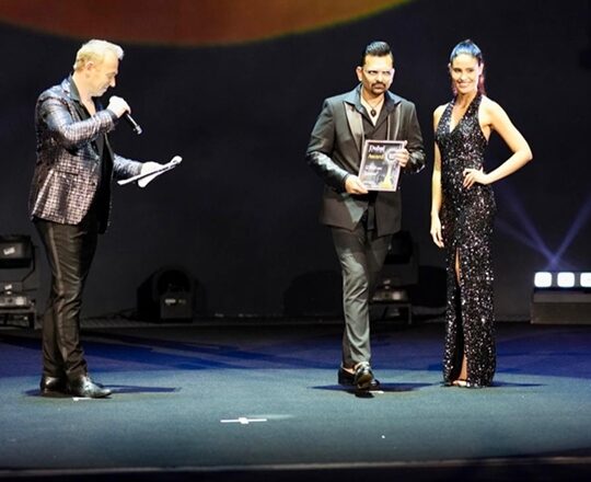 Moment of Glory! Producer Gaurang Doshi won “The Most Iconic Producer” at Forbes World Leader Awards, Saudi Arabia Edition- Riyaad 2022