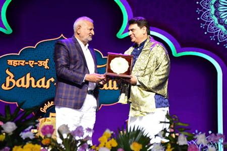 Anup Jalota Steals Hearts As Bahar-E-Urdu 2025 Concludes In Splendour At Dome SVP Stadium