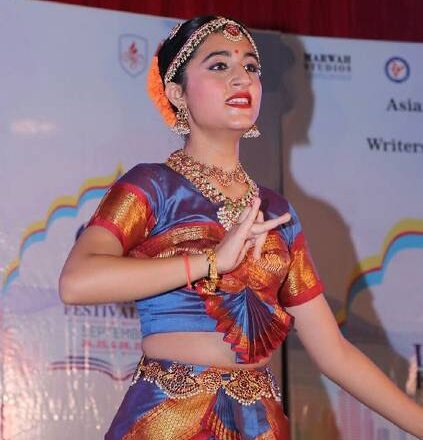 Kuchipudi Dance Recital By Drisha Trehan Mesmerizes Audience At 11th Global Literary Festival Noida 2025