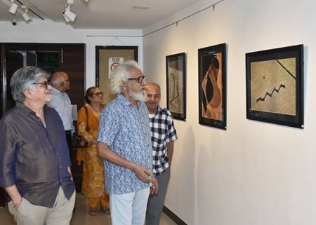 WANDERING EYE An Exhibition Of Photographs By Sateesh Dingankar In Jehangir Art Gallery