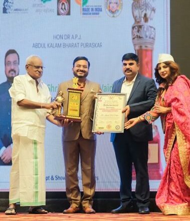 India’s Largest World Record Show 500 Models Walk Promoting Only Swadeshi By India’s Fashion Guru Sonia Mayers On Her Show Swadeshi Runway Season 8