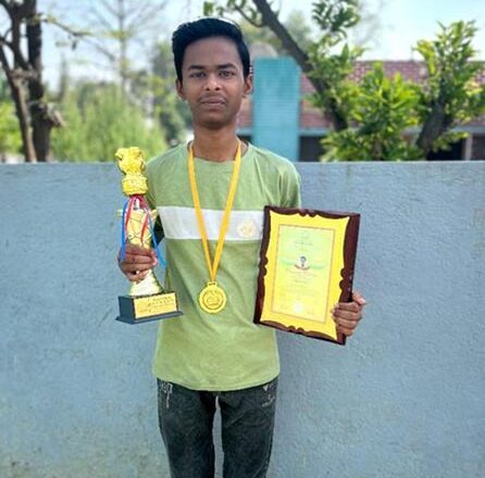 देश सेवा का सपना: दीपांशु मौर्य की प्रेरणादायक कहानी